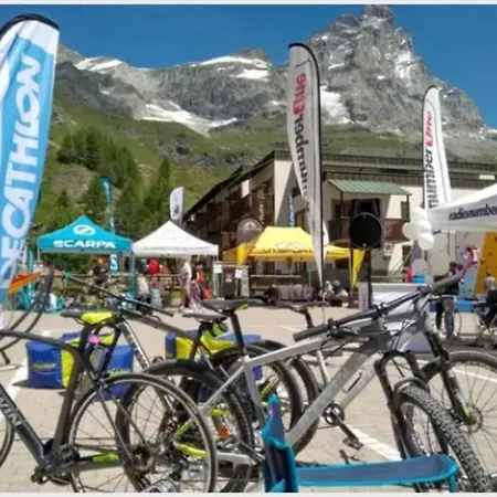 Skichalet Cervinia Bassi